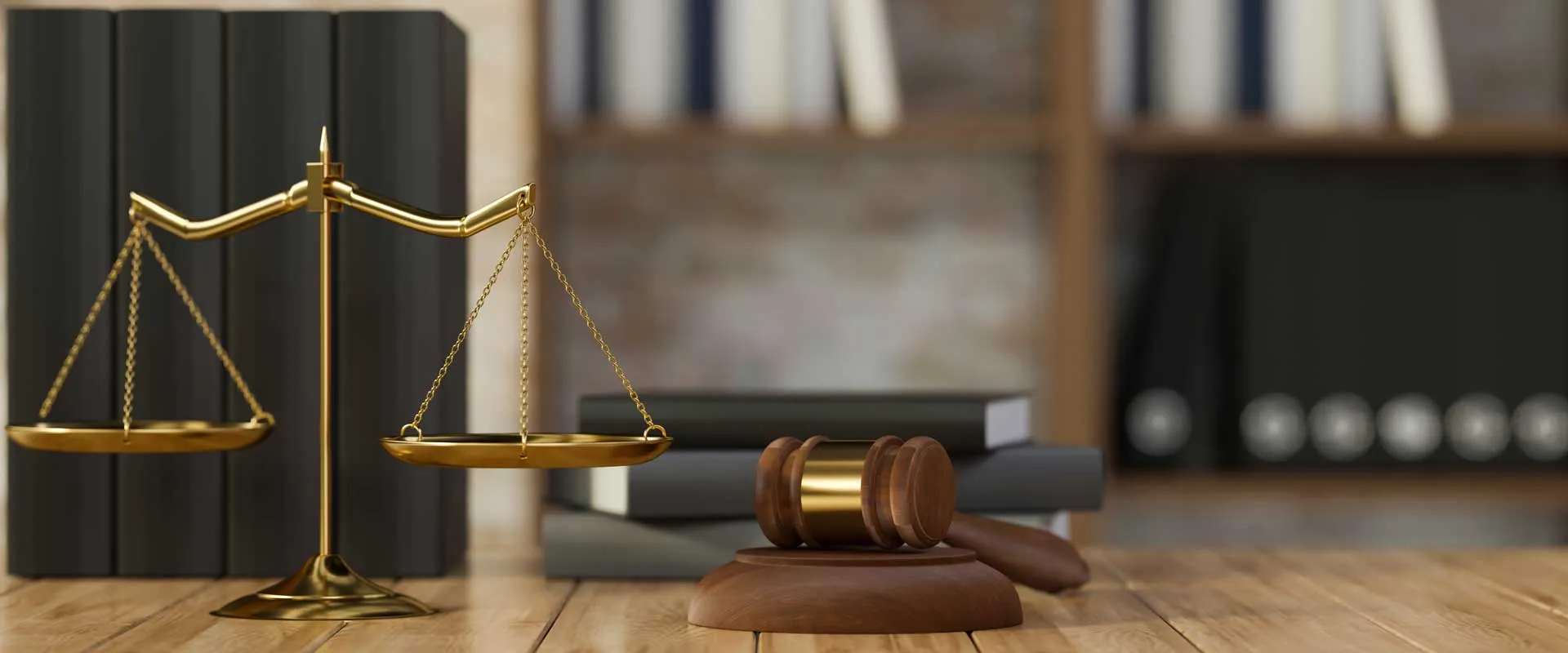 Birou notarial Iași și Popricani – balanța justiției și ciocănel